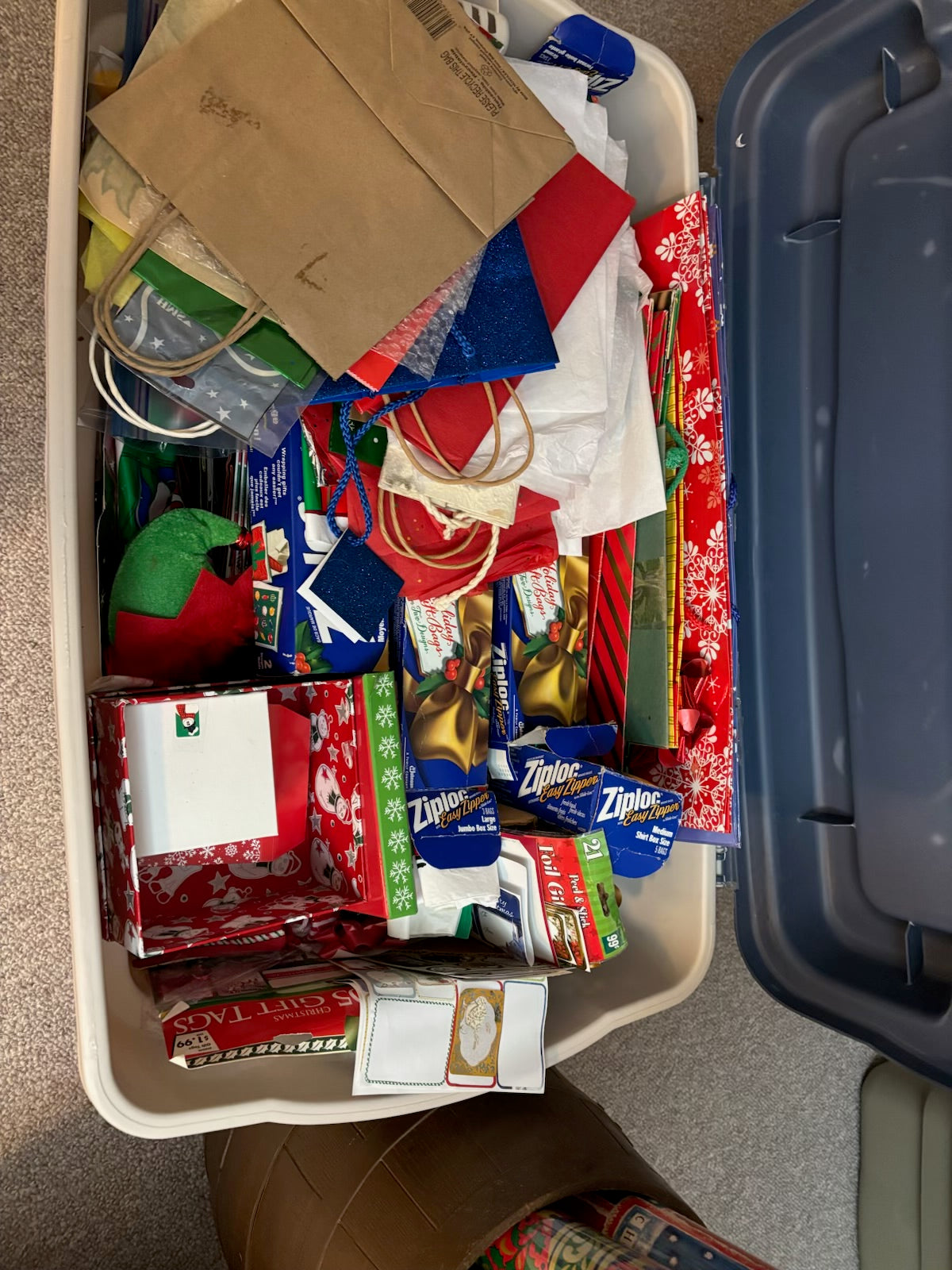 K501B Christmas grouping (Santa, Mrs clause and more)