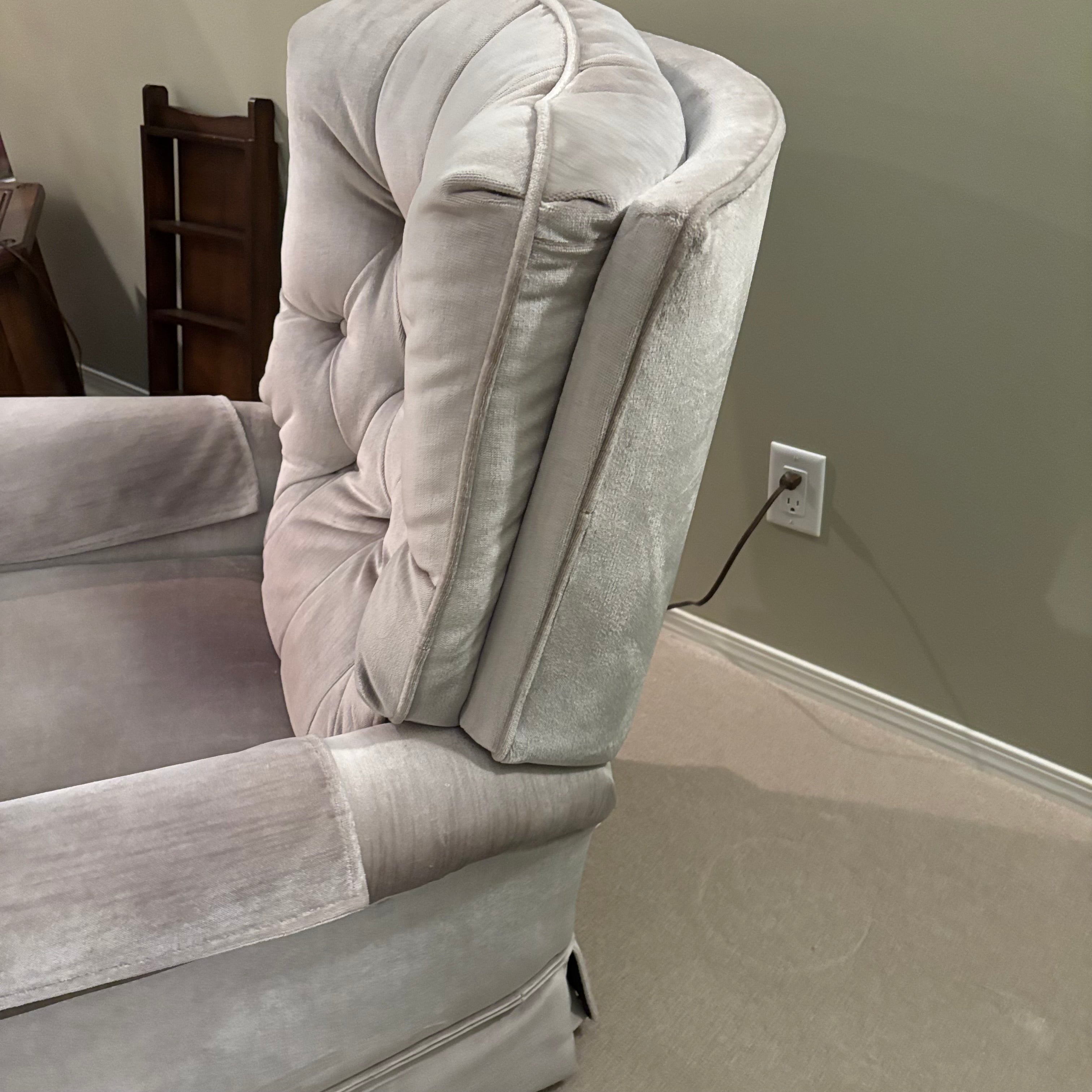 E845B Vintage light grey velvety fabrics rocker recliner