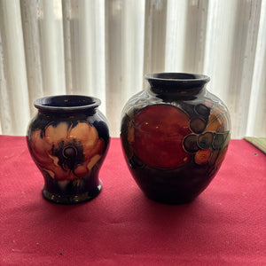 2 VINTAGE MOORCROFT VASES (4.5" AND 3.5" TALL) - P155