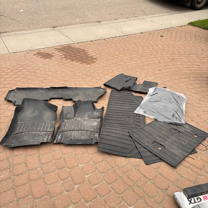 Vehicle Mats Grouping - O116