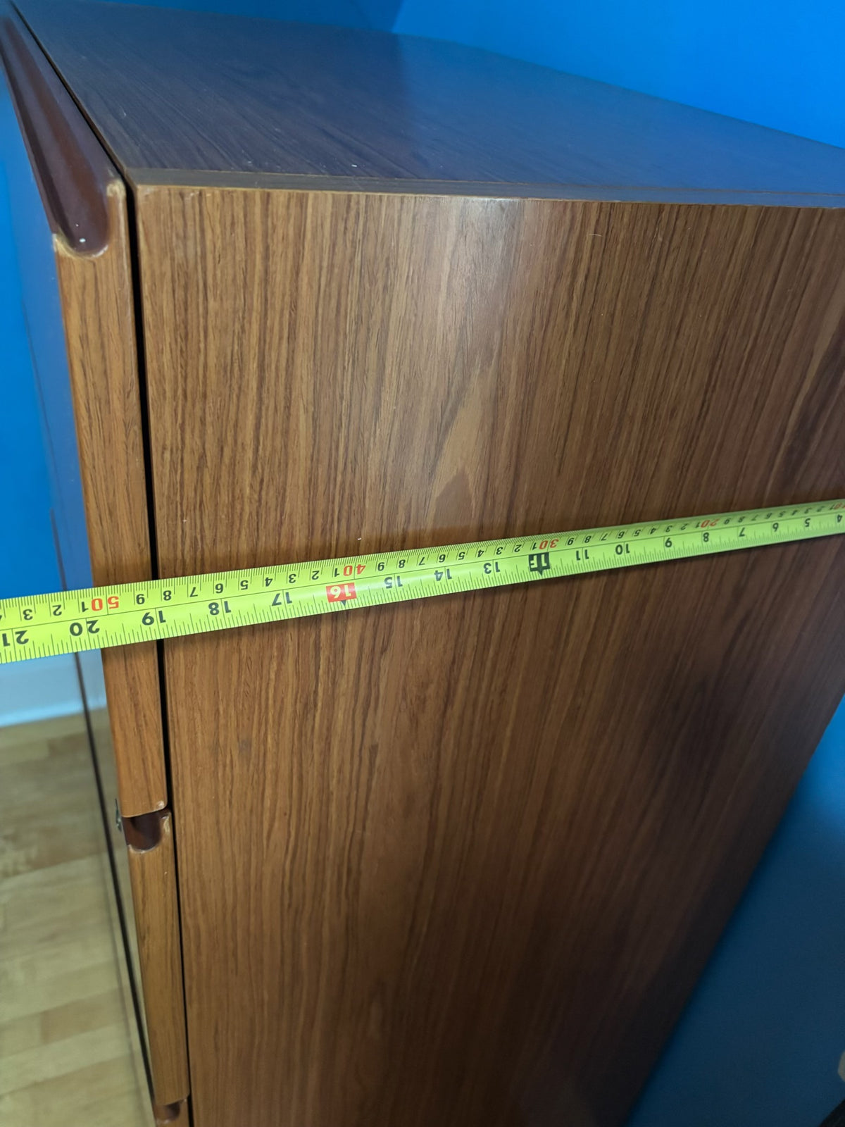 E332 Wood paneled 4 drawer file cabinet (49" x 32" x 20")