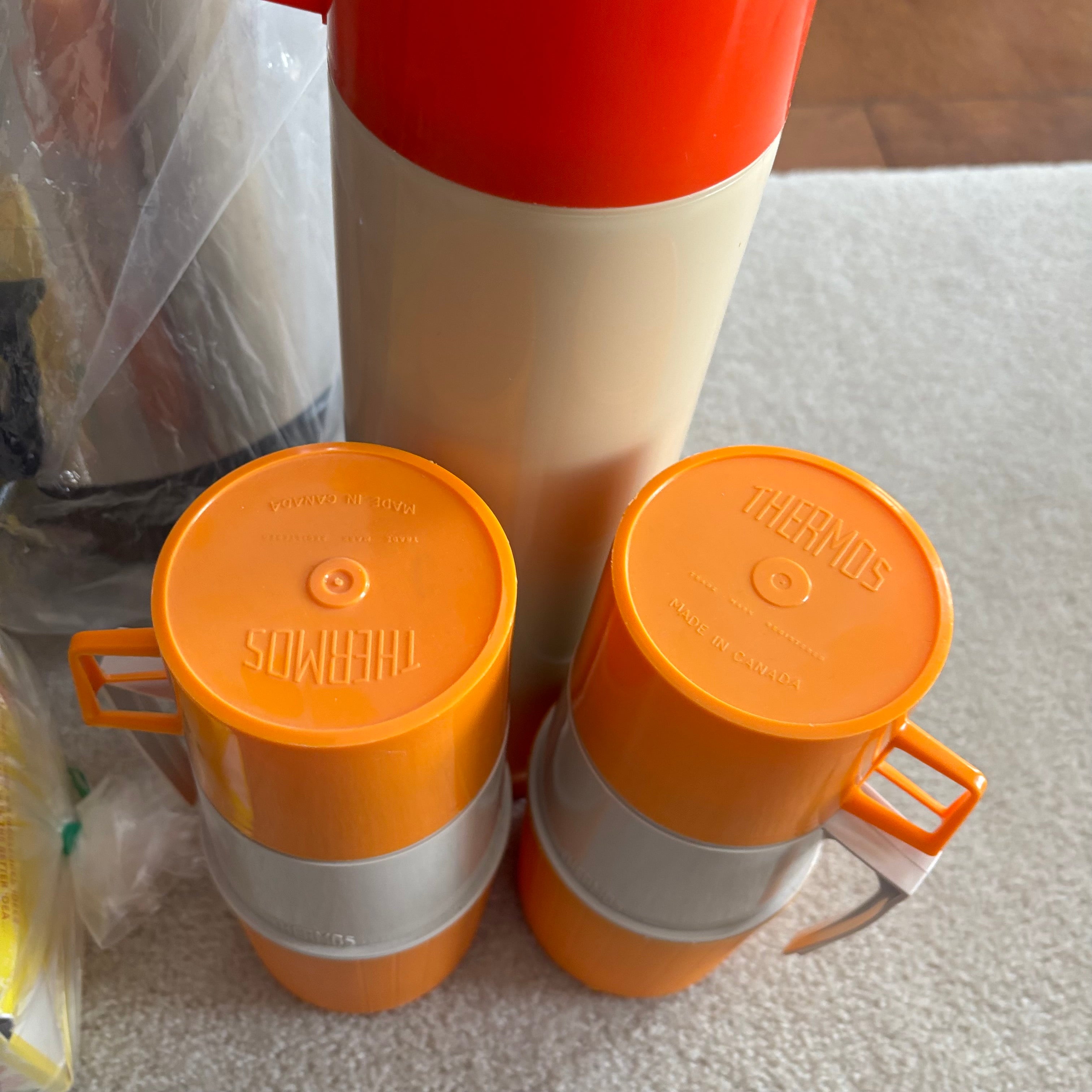 E887 Vintage Kitchen grouping (Thermoses and more)