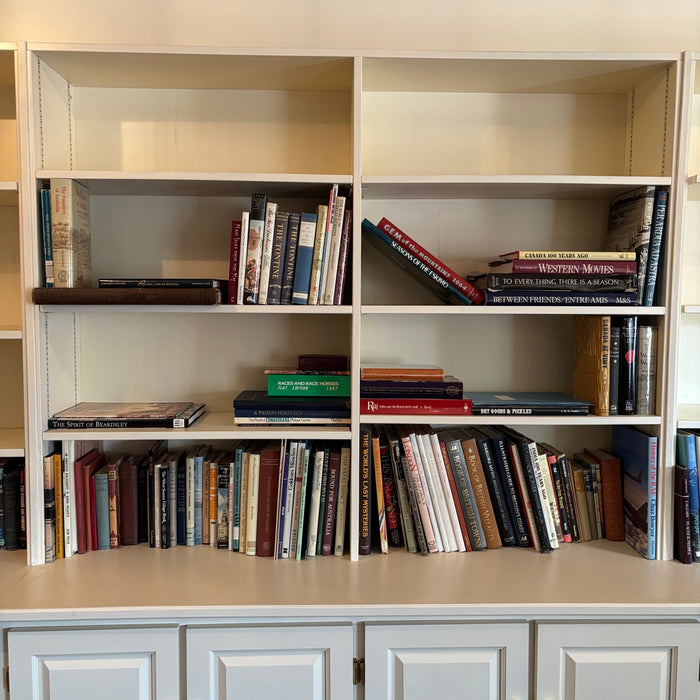BOOKS GROUPING (LONDON, AUSTRALIA AND MORE) - P222