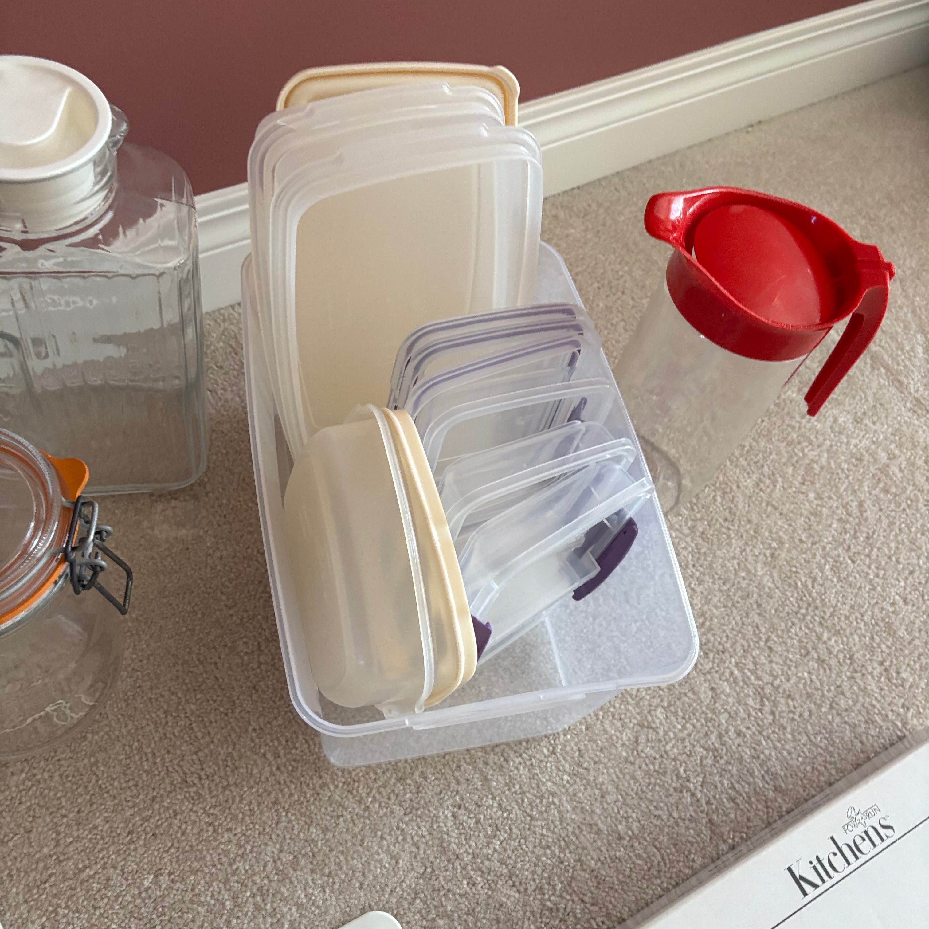 E895 Kitchen grouping (crockpot and more)