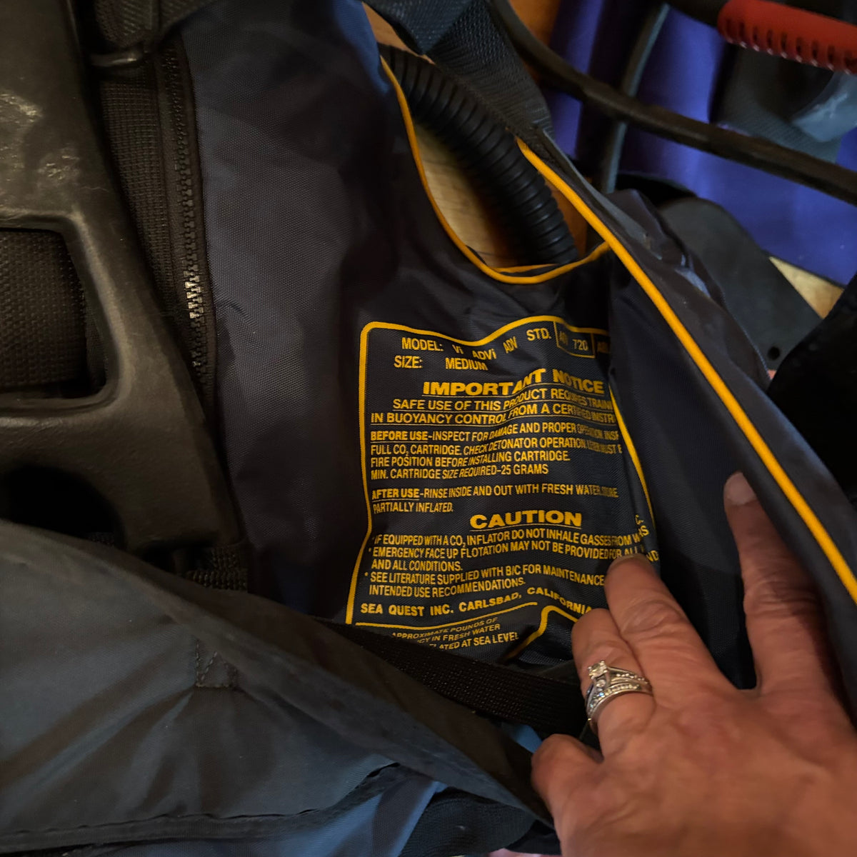 E107 Untested diving equipment