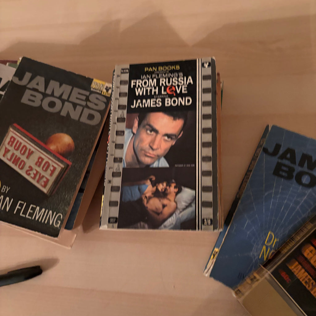 X229 James Bond Paperback collection