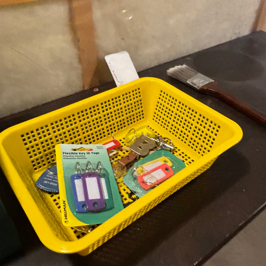 E859 Home grouping (plastic bins and more)