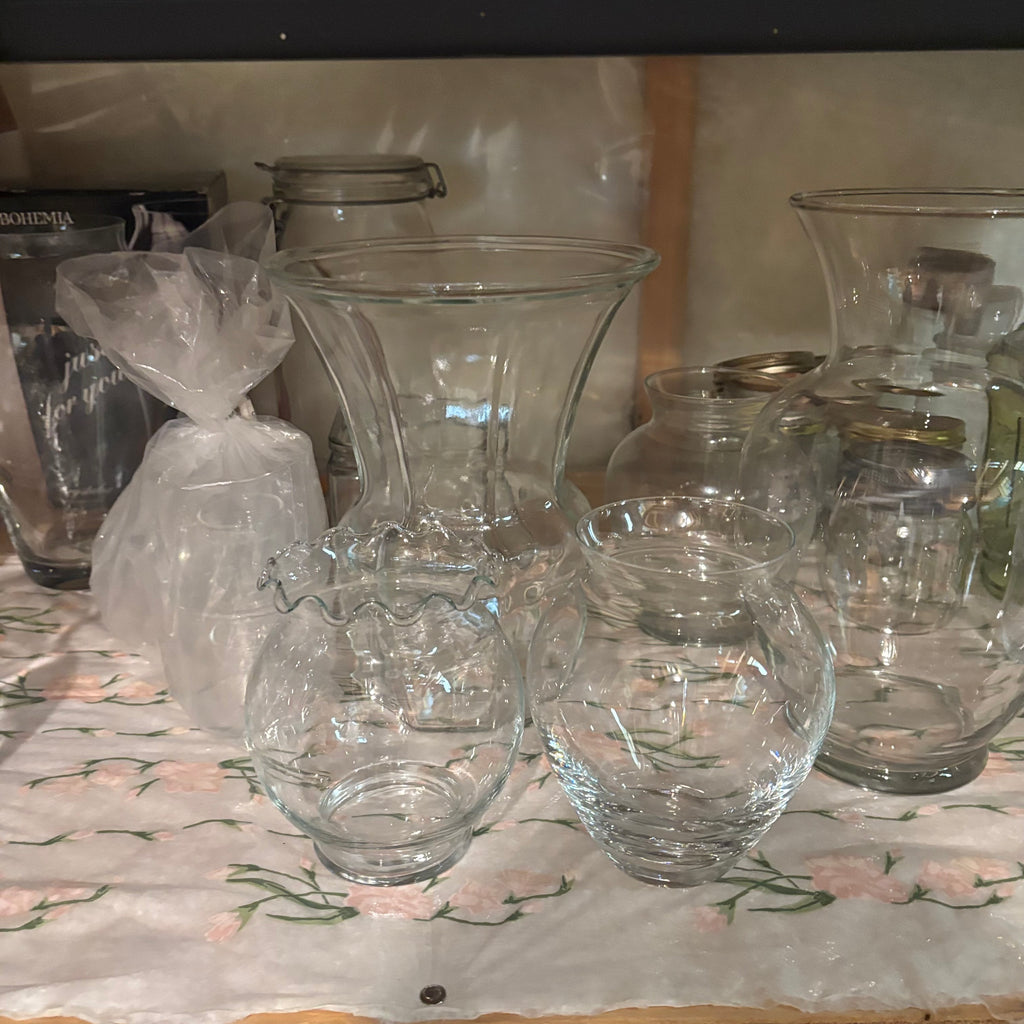 E848 Clear vases and more grouping