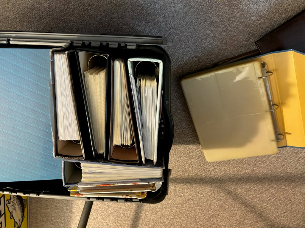 K513B Picture frames and photo albums grouping