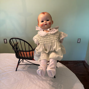 W827 Vintage doll grouping
