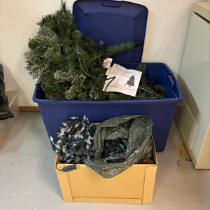 Pre-Lit Christmas Tree and Box of Lights - C493