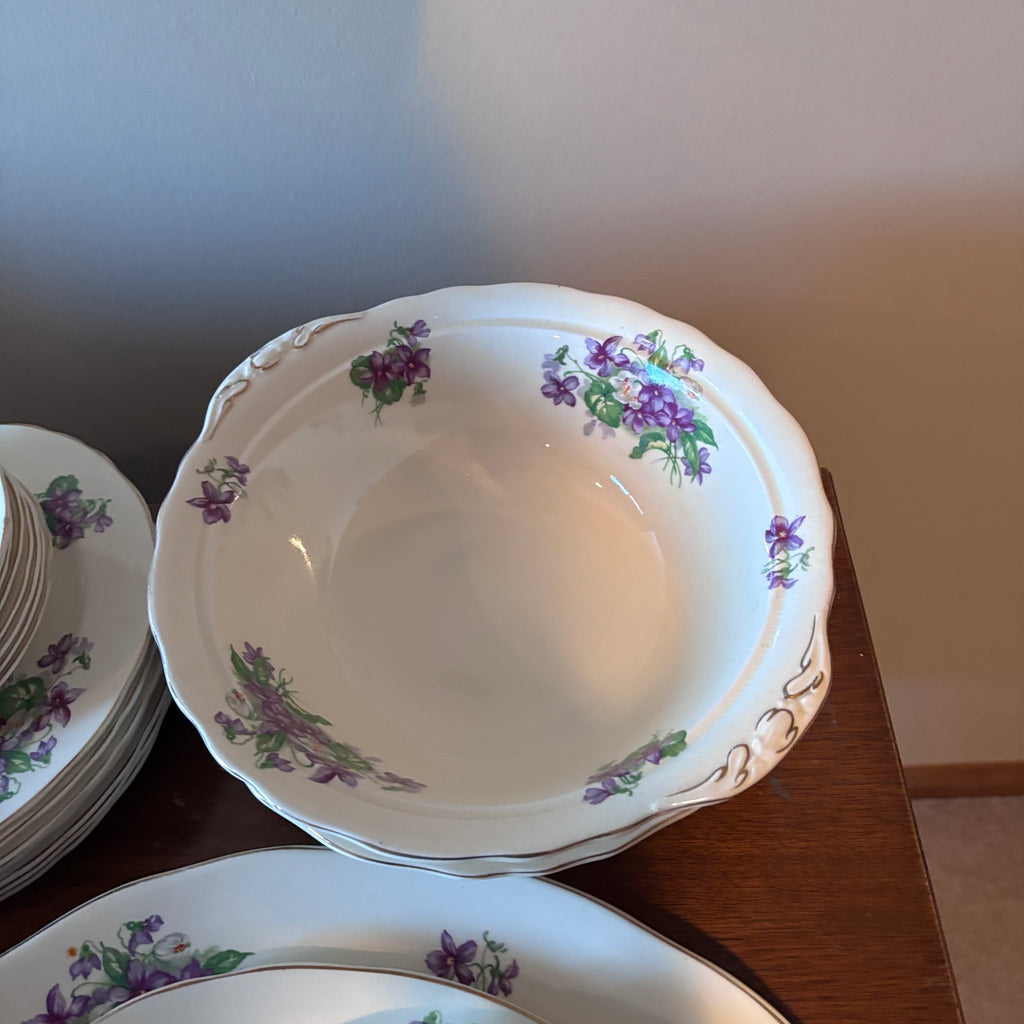 X259 58 Piece Vintage Imperial Porcelain China grouping