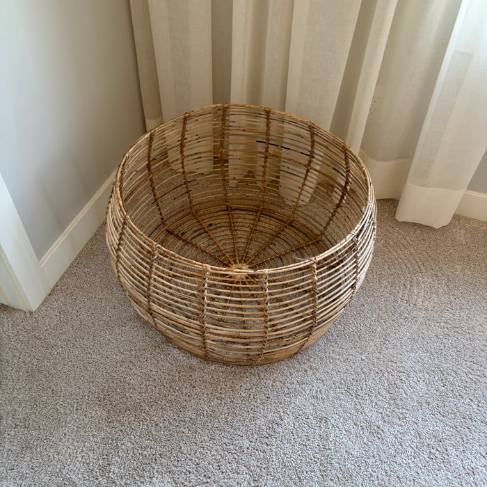 14” Tall x 22” Wide Wicker Basket - G436