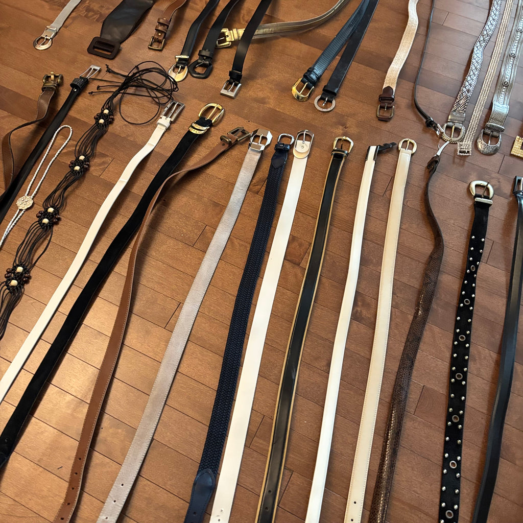E893 Ladies belts grouping (small/medium)