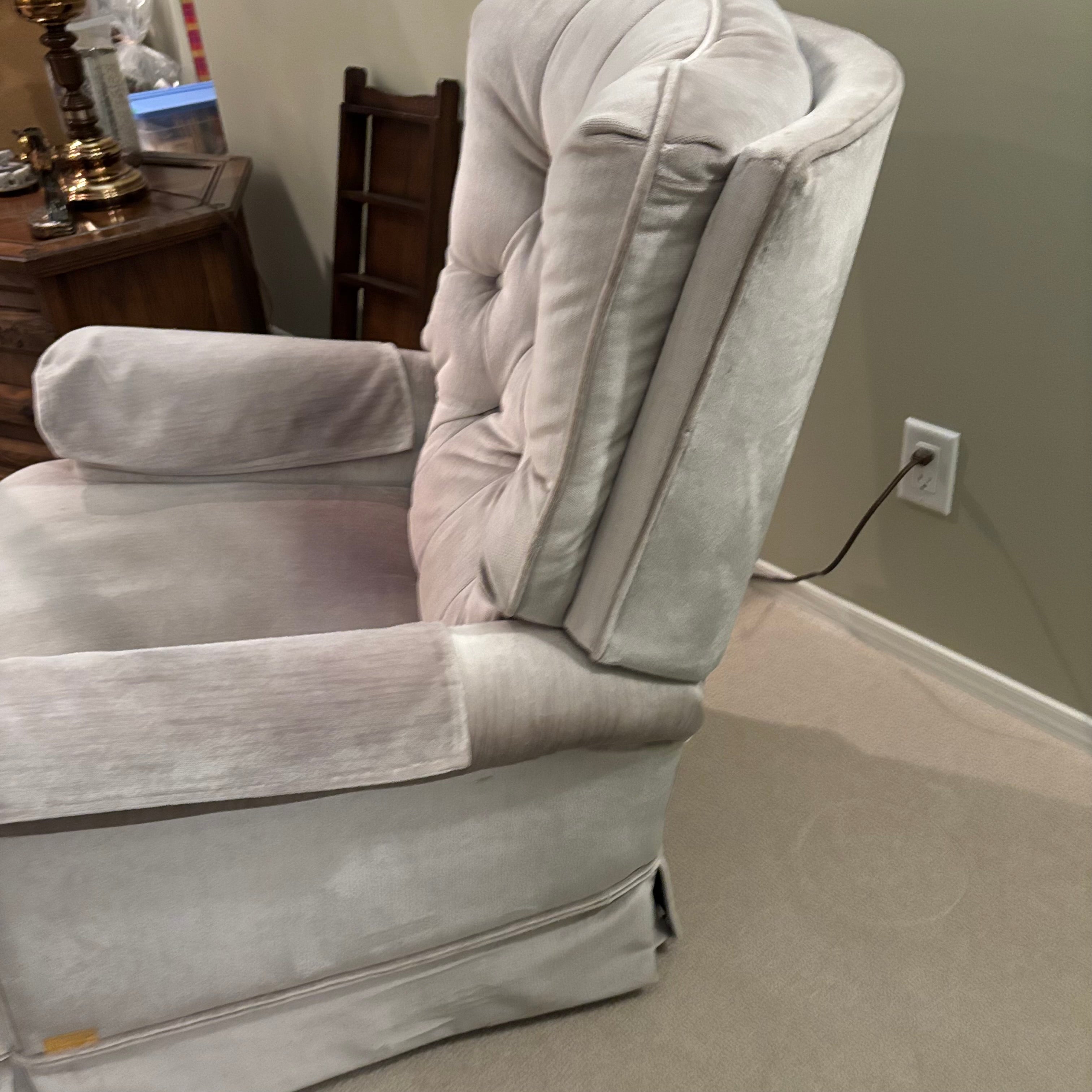 E845B Vintage light grey velvety fabrics rocker recliner