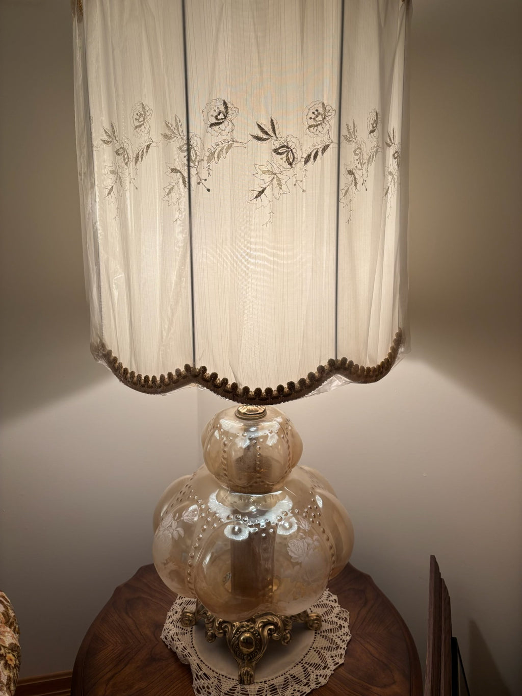 F205C 40” Tall Vintage table lamp with peachy toned art glass base