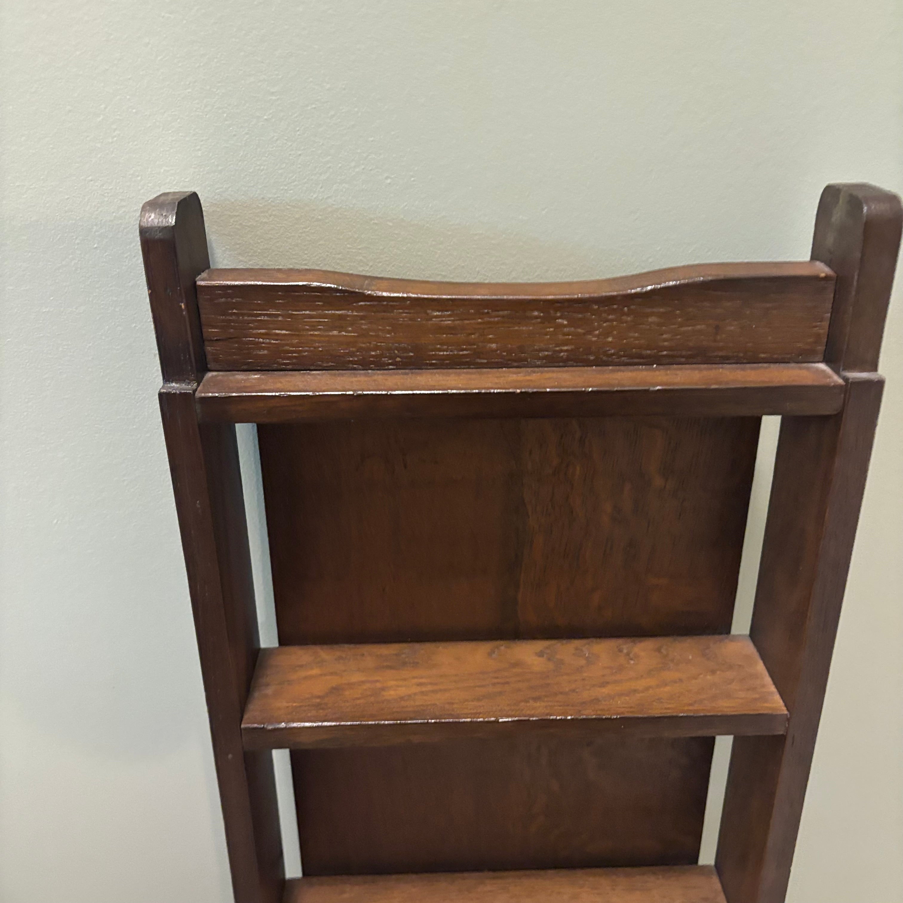 E851 Vintage Grouping (ceramic horse book ends and more)