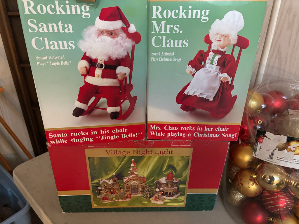 K502B Christmas grouping (lights and more)