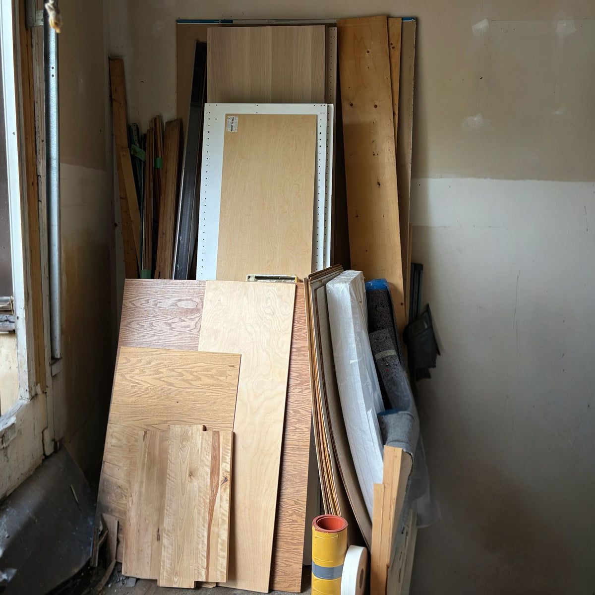 F145A Wood and more building Grouping