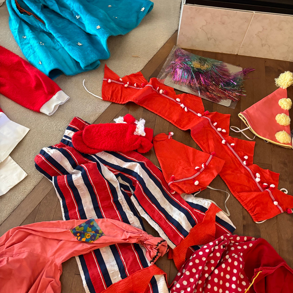 E881 Vintage Halloween costumes grouping