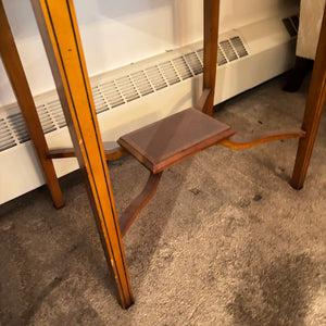 VINTAGE SOLID WOOD DISPLAY TABLE - P134