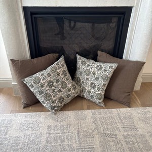 Grouping of 4 Throw Pillows - L373