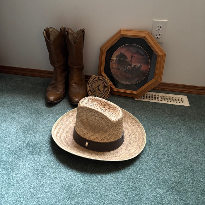 Size 9 Cowboy Boots Grouping - C500