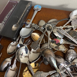 VINTAGE SILVER PLATED COLLECTOR SPOONS - P345