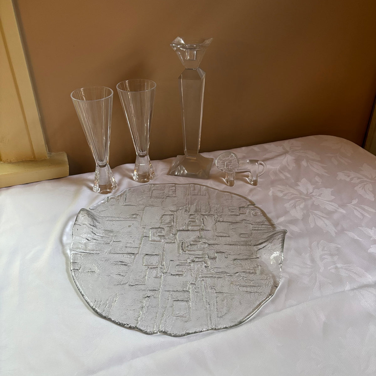 E109 Vintage Kosta Boda Lion clear crystal art glass vase and more grouping