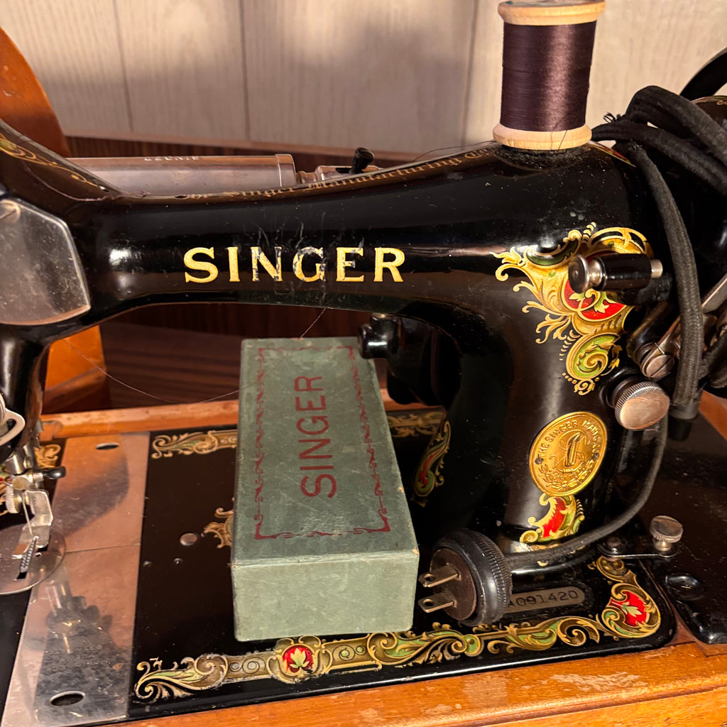 K400 Vintage singer sewing machine