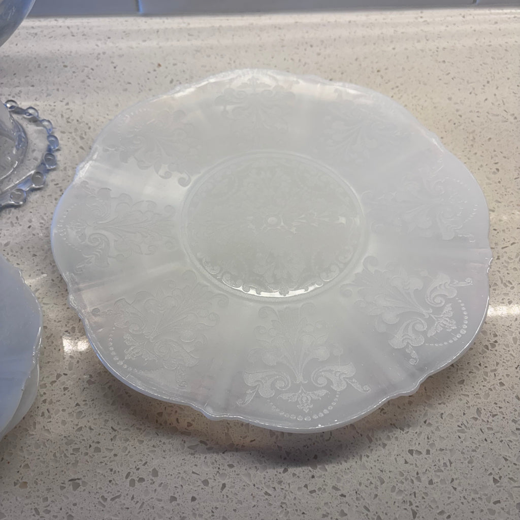X247 Vintage art glass grouping (Desert plates and more)