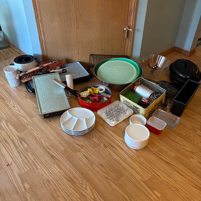 Vintage Kitchen Grouping (Baking and More) - C450
