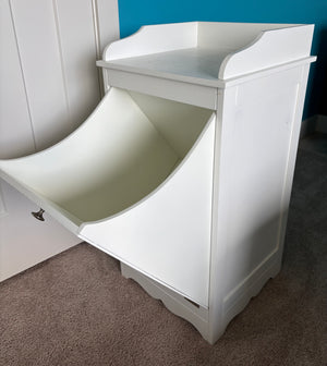 White wooden laundry hamper - S650