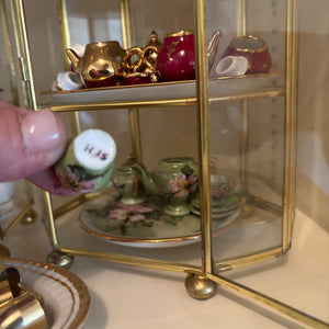 VINTAGE MINI TEACUPS WITH 2 DISPLAY CASES - P257