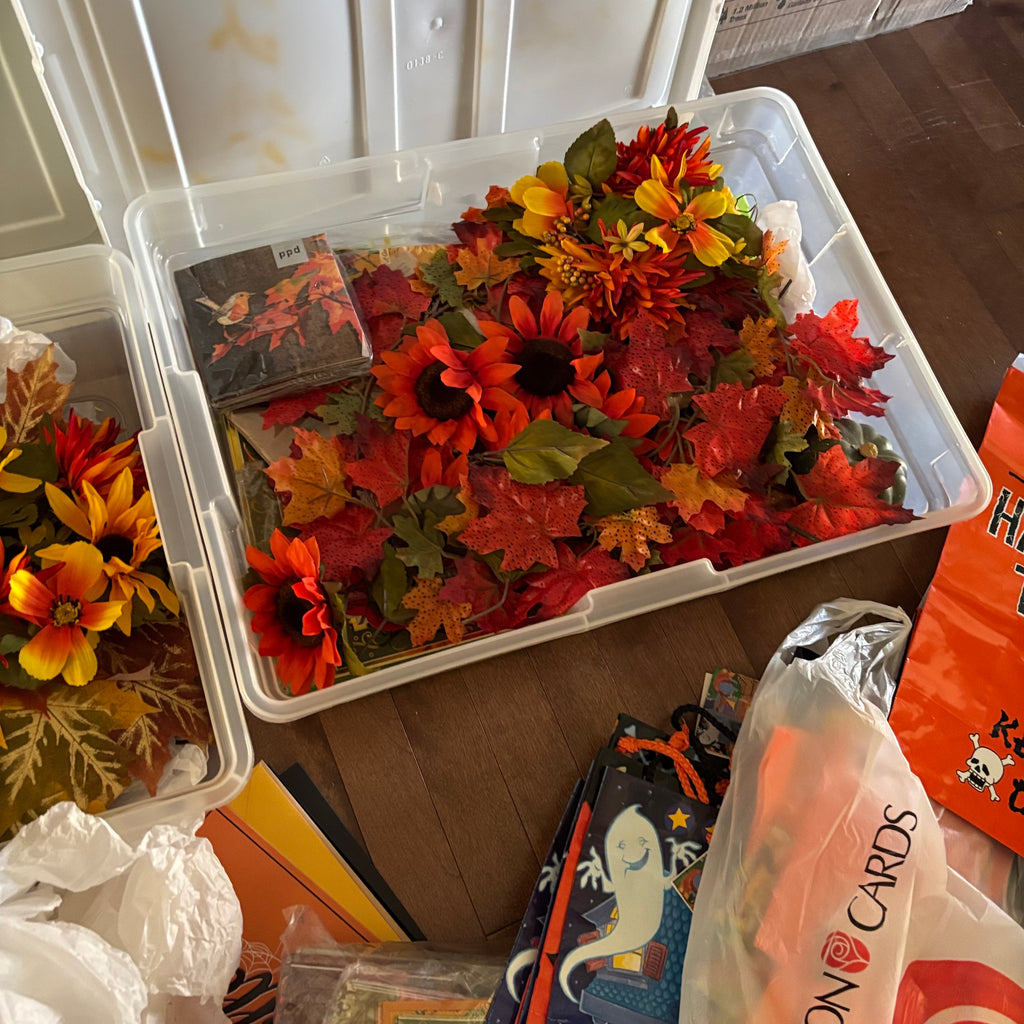 E875 Fall decor grouping
