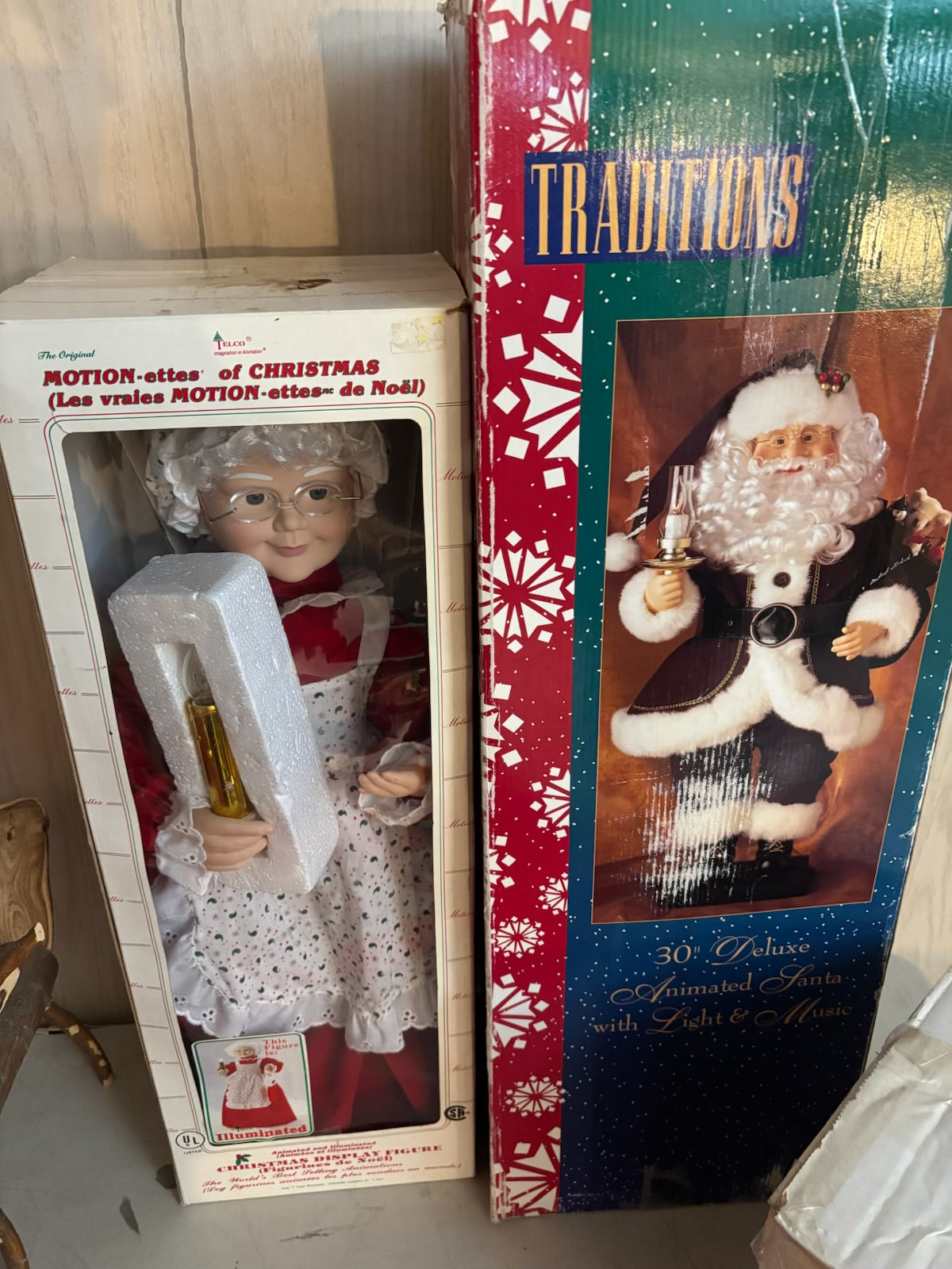 K501B Christmas grouping (Santa, Mrs clause and more)
