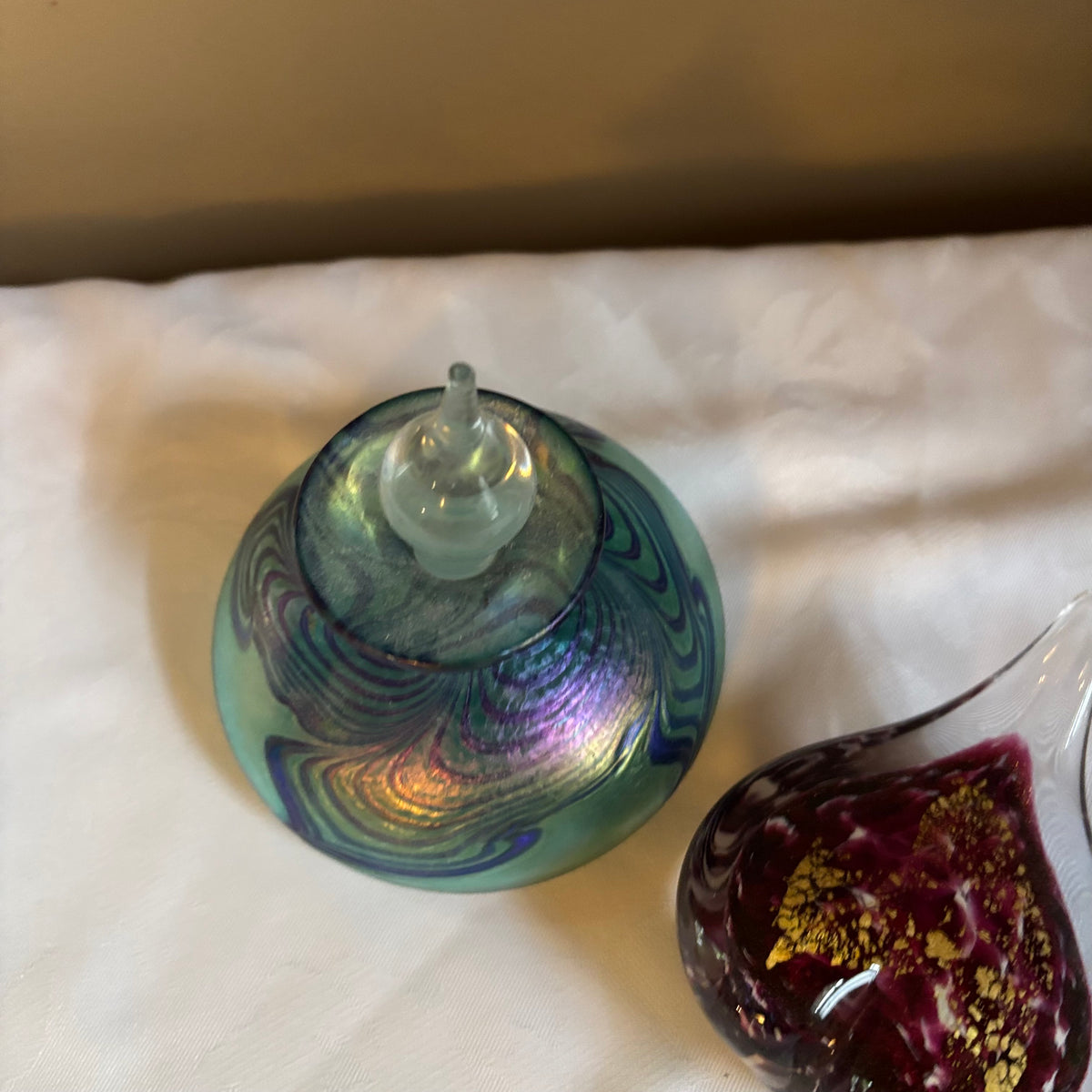 E111 Vintage signed Robert held art glass perfume bottle and more grouping