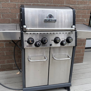 Broil King Baron Natural Gas BBQ - M300