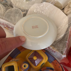 2 VINTAGE KIDS TEA SETS AND 1 MINI TEA SET - P255