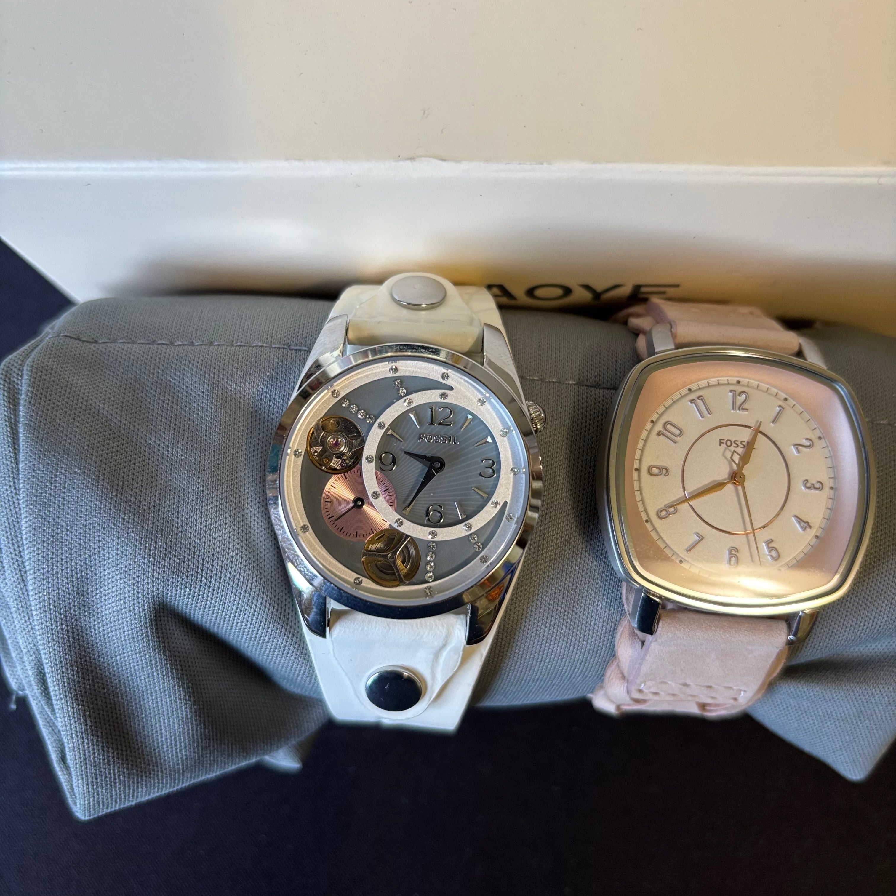 D101 Fossil Watches Grouping (leather bands)